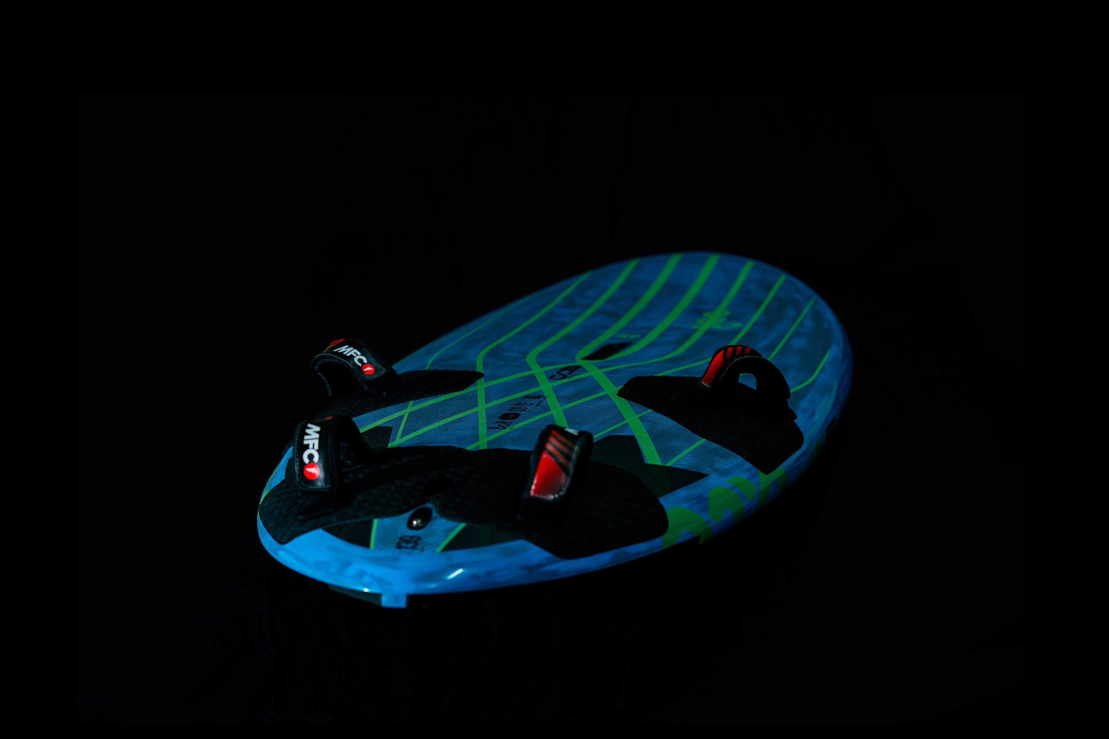 アートネーチャーフルウイング Goya Windsurfing - Boards - Bolt 4 Carbon