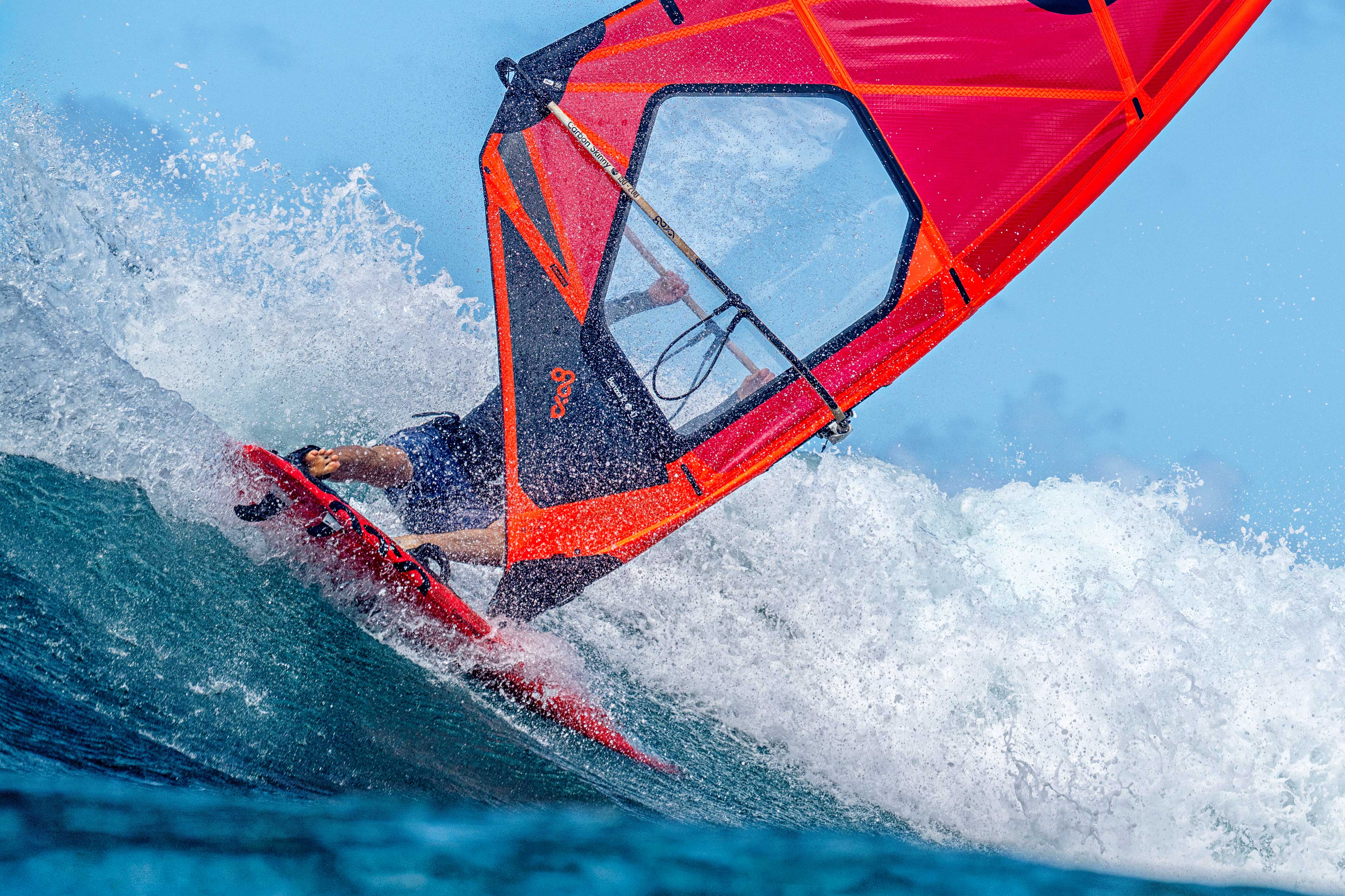 Adam Lewis.Custom Thruster 5 Pro Carbon.