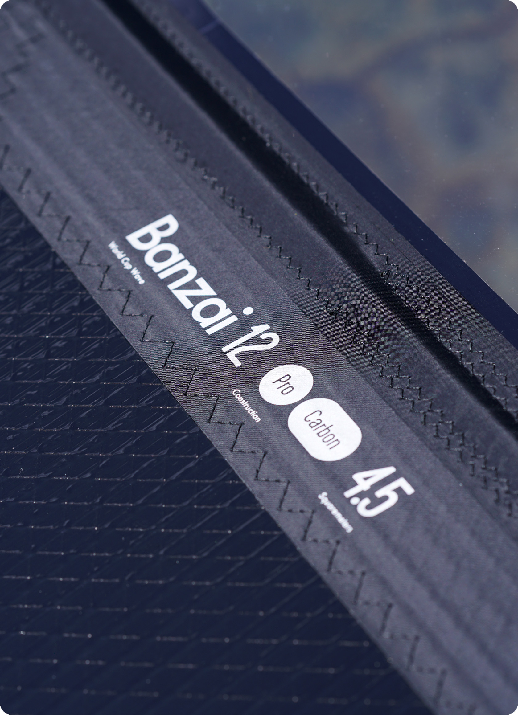 banzai-12-pro-carbon-desc