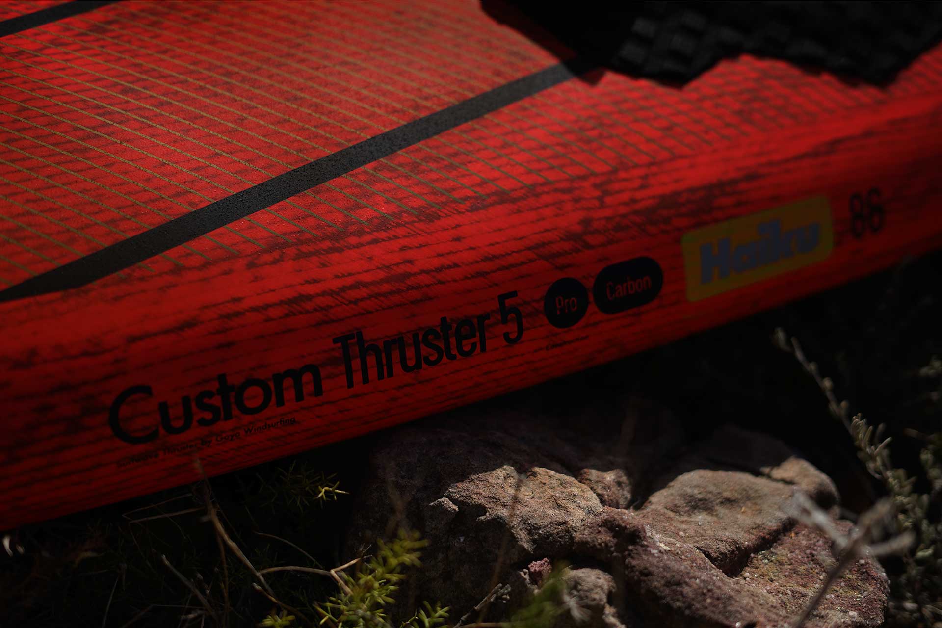 custom-thruster-5-pro-carbon-haiku-package-ceramic